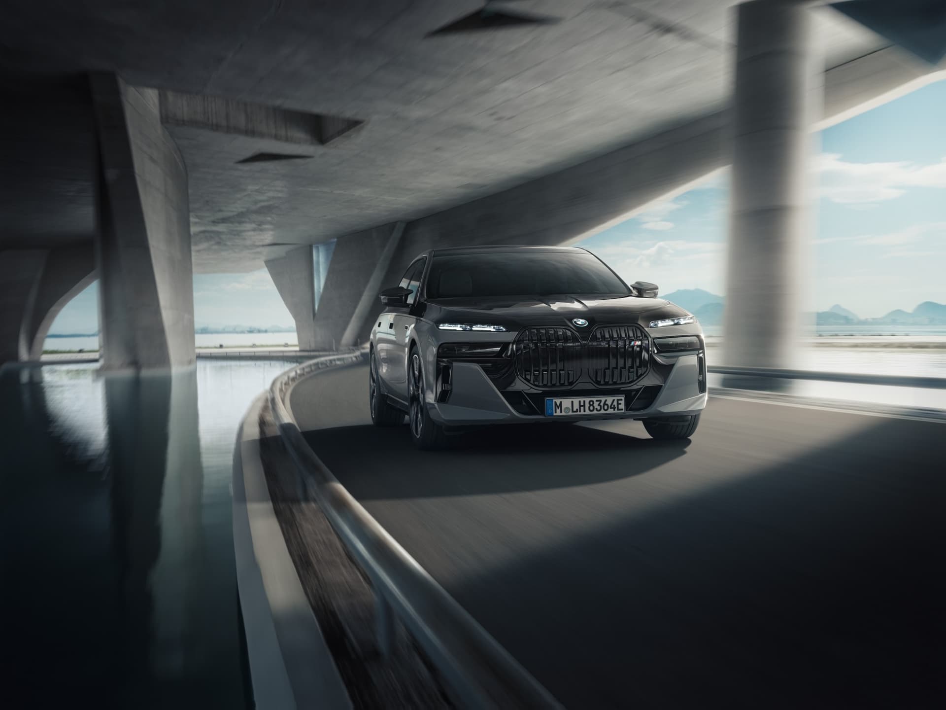 Nowe BMW serii 7 PHEV G70