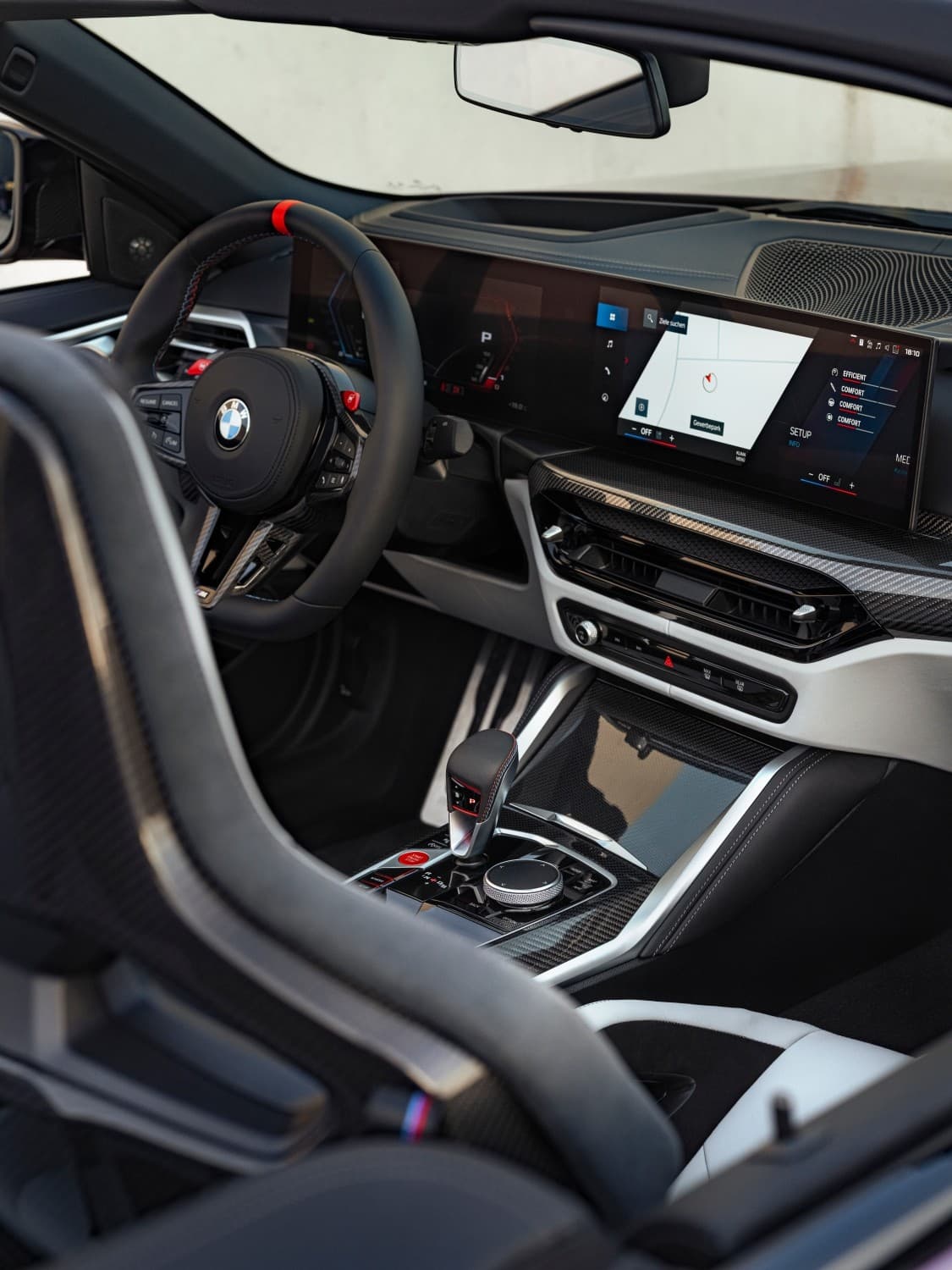 auto_bmw_nowe-samochody_bmw-m4-cabrio_49214bce Konsola centralna, lewarek automatu, kokpit