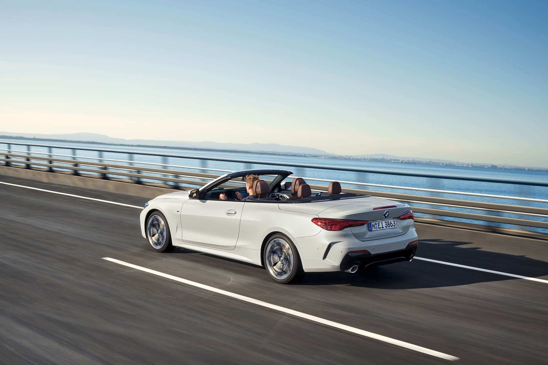 auto_bmw_nowe-samochody_bmw-serii-4-cabrio_0cafa2e6 Do Włoch, południowej Francji, Hiszpanii. Jazda kabrioletem brzegiem Morza Śródziemnego.